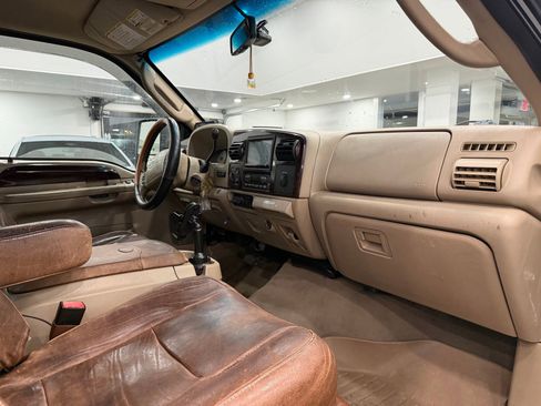 Used 2006 Ford F250 King Ranch image 7
