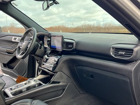 Used 2023 Ford Explorer ST w/ Equipment Group 401A image 29