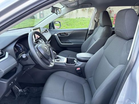Used 2024 Toyota RAV4 LE image 23