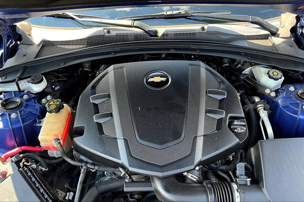 Used 2020 Chevrolet Camaro LT RWD image 29