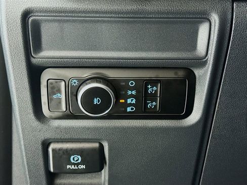Used 2024 Ford F150 XLT w/ FX4 Off-Road Package image 9