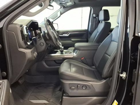 Used 2023 Chevrolet Silverado 1500 LTZ AWD/4WD image 13