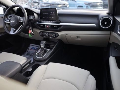 Certified 2023 Kia Forte LXS w/ LXS Technology Package image 35