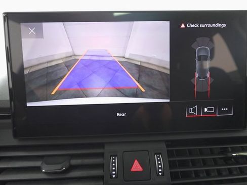 Used 2024 Audi Q5 2.0T Premium w/ Convenience Package image 18