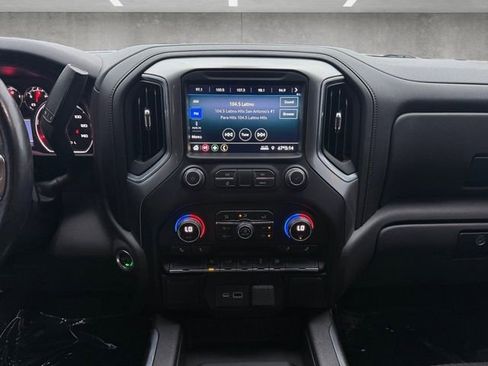 Used 2020 Chevrolet Silverado 1500 RST w/ Texas Edition image 3