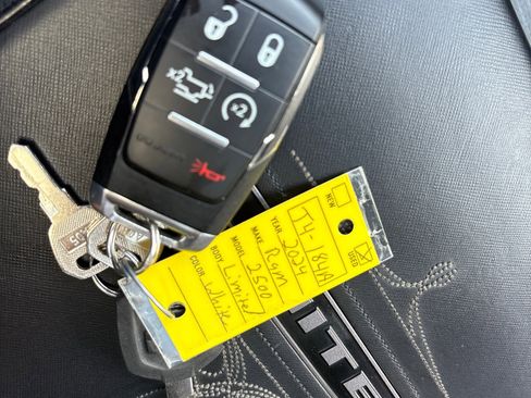 Used 2024 RAM 2500 Limited image 29