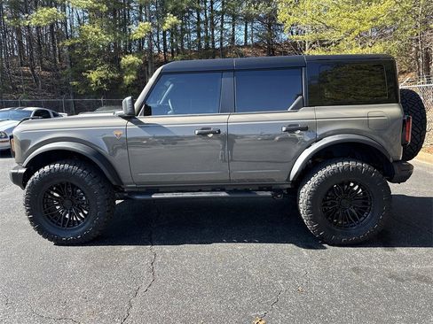 New 2025 Ford Bronco Badlands w/ Sasquatch Package image 4