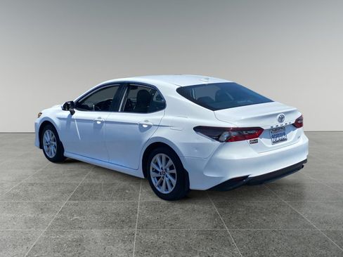 Used 2023 Toyota Camry LE w/ Convenience Package FWD image 3