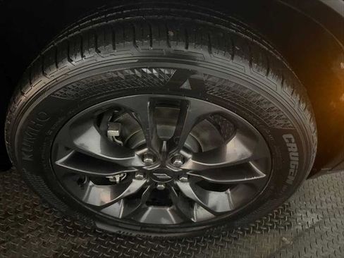 Certified 2022 Dodge Durango R/T w/ Blacktop Package AWD/4WD image 12