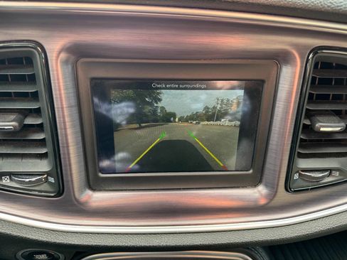 Used 2018 Dodge Challenger SXT image 20