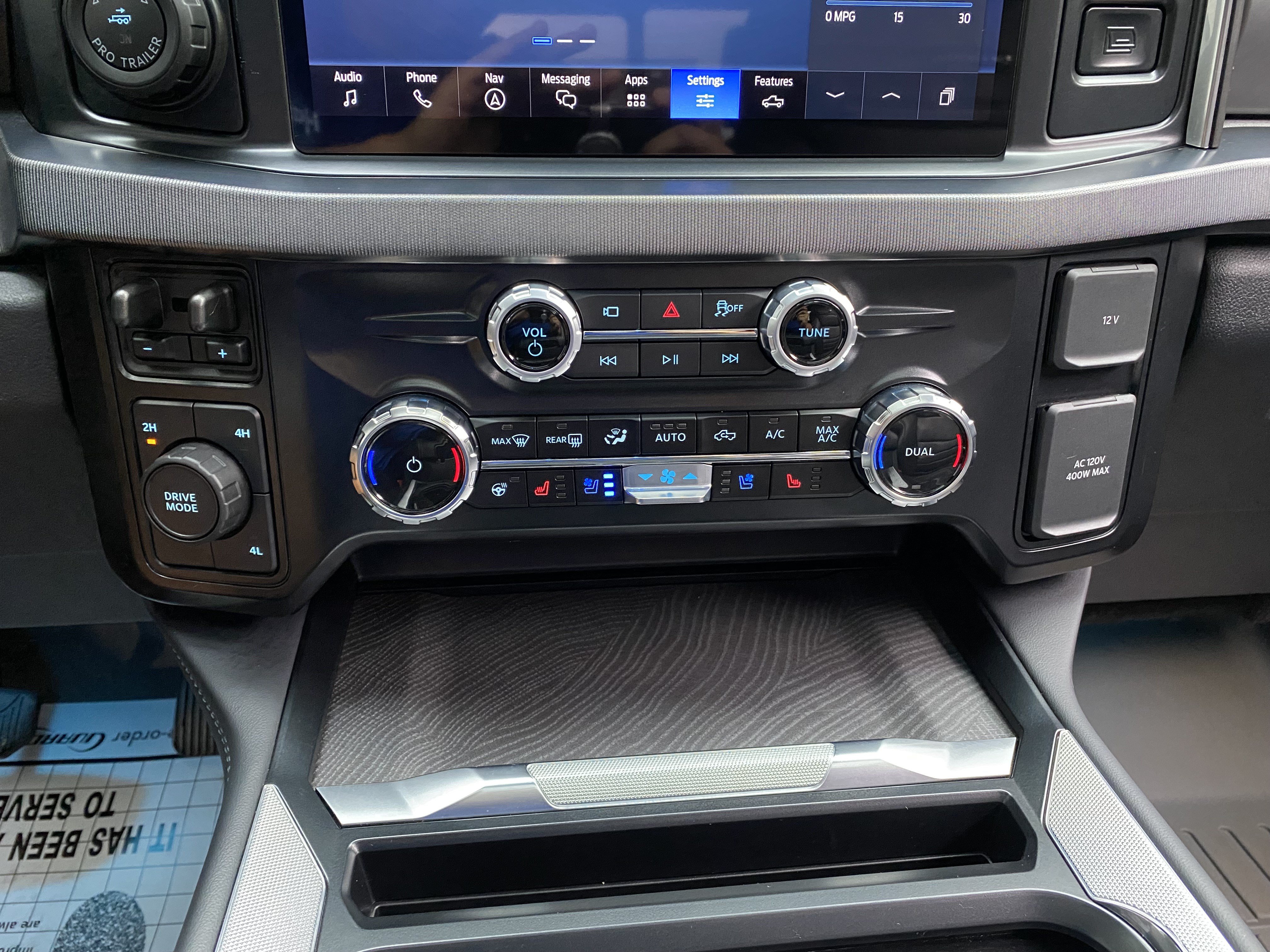 Used 2025 Ford F450 Platinum w/ FX4 Off-Road Package AWD/4WD image 29