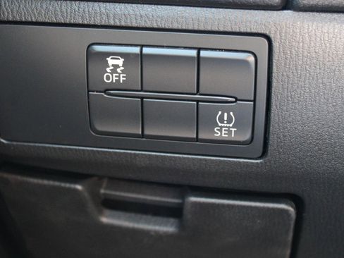 Used 2017 MAZDA MAZDA6 Sport image 22