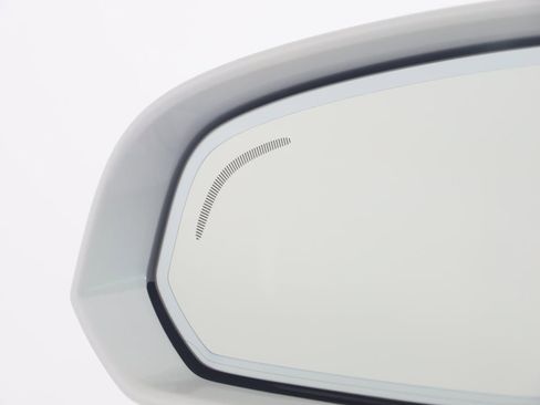 Used 2024 Volvo V60 B5 Cross Country Plus image 26