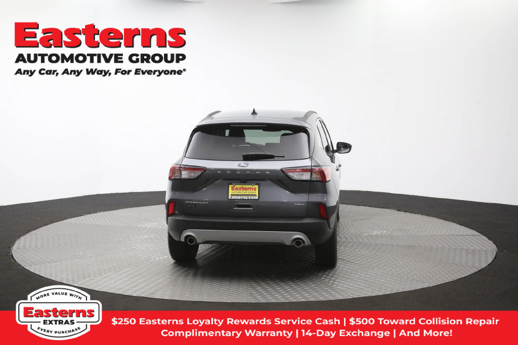 Used 2021 Ford Escape Titanium AWD/4WD image 39