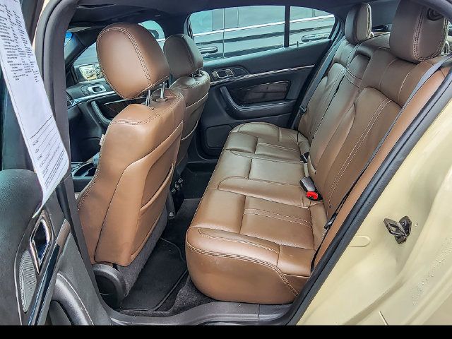 Used 2015 Lincoln MKS w/ Equipment Group 101A FWD image 10