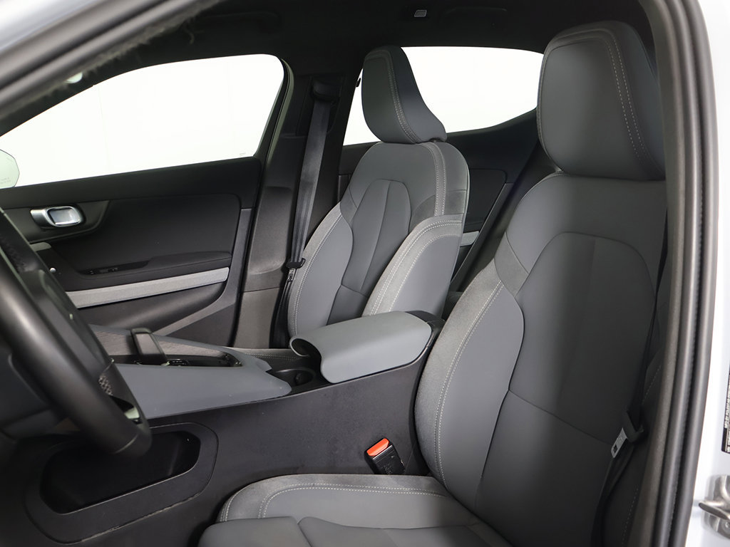 Used 2024 Polestar Polestar 2 AWD/4WD image 32