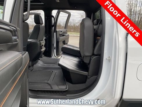 Used 2024 GMC Sierra 2500 AT4 w/ Technology Package image 50