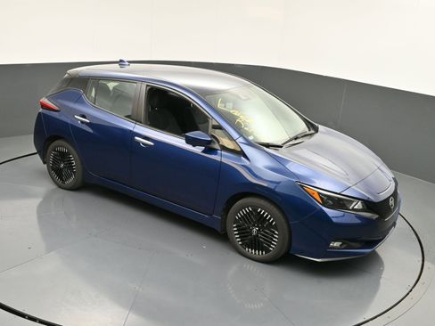 Used 2024 Nissan Leaf SV Plus image 28