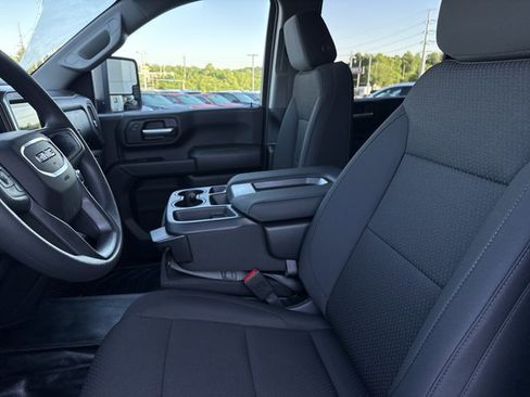 New 2026 GMC Sierra 2500 Pro w/ Convenience Package AWD/4WD image 5