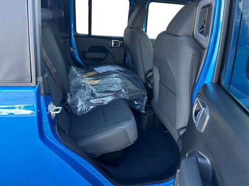 New 2026 Jeep Gladiator Sport image 19