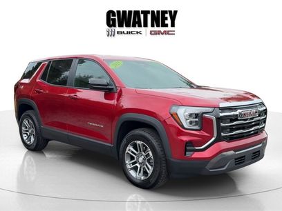 Used 2025 GMC Terrain Elevation