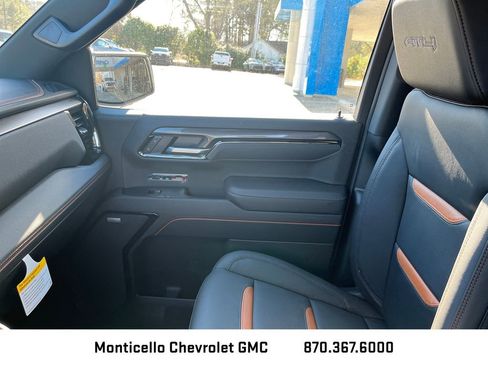 New 2026 GMC Sierra 1500 AT4 w/ AT4 Premium Package image 22