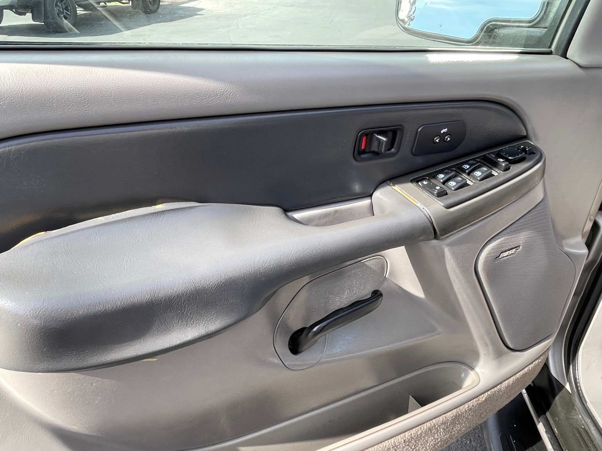 Used 2003 Chevrolet Suburban LS w/ LS Preferred Equipment Group RWD image 11