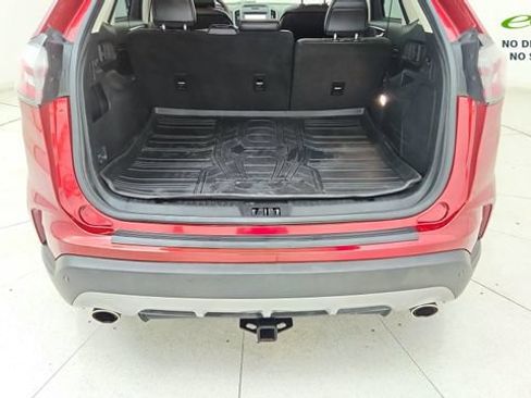 Used 2020 Ford Edge Titanium w/ Equipment Group 301A FWD image 14