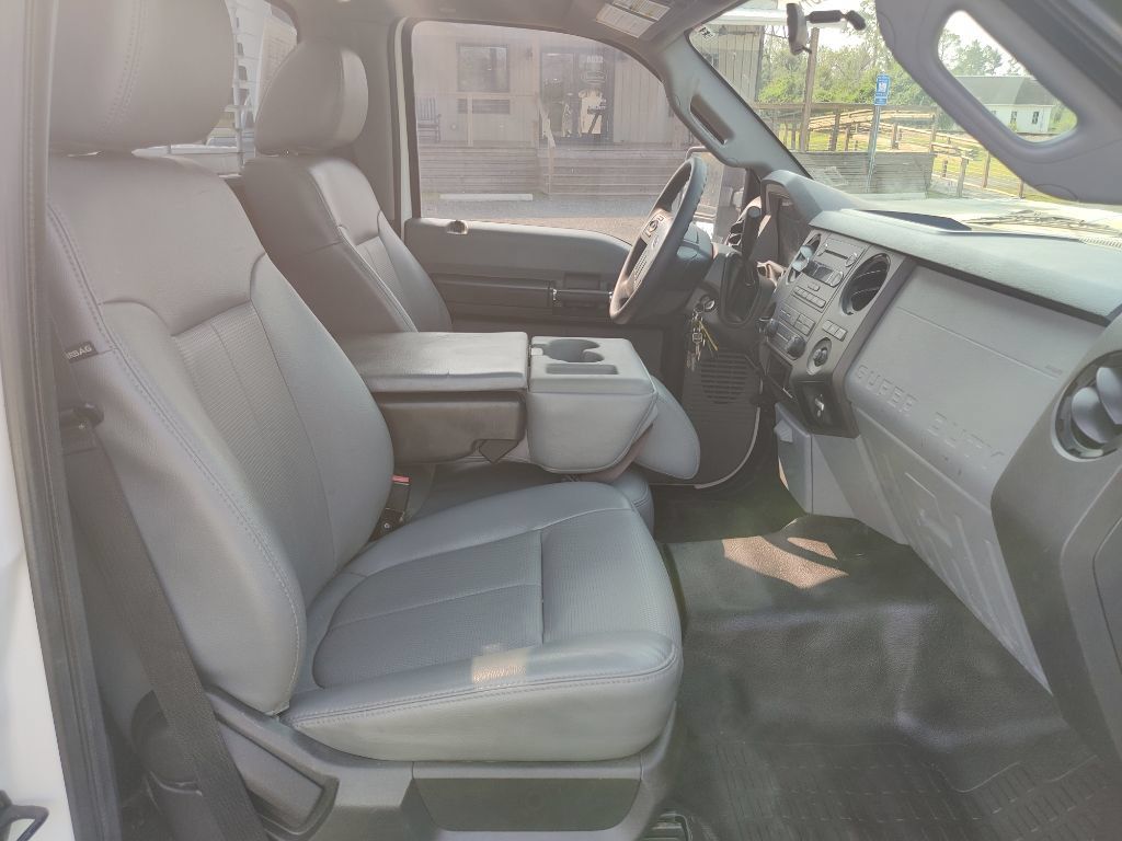 Used 2016 Ford F250 XL w/ Power Equipment Group RWD image 14