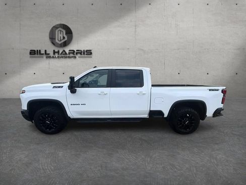Used 2025 Chevrolet Silverado 2500 LT w/ Trail Boss Package AWD/4WD image 12