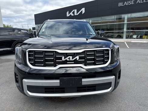Certified 2024 Kia Telluride S w/ S Sunroof Package AWD/4WD image 9