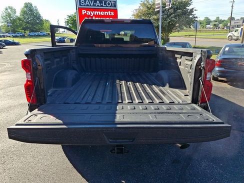Used 2025 Chevrolet Silverado 2500 Custom AWD/4WD image 29