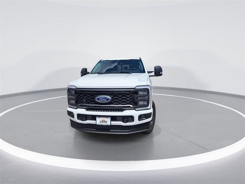 New 2026 Ford F250 XL image 3