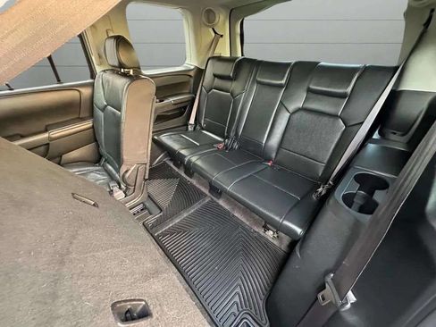 Used 2011 Honda Pilot Touring image 21