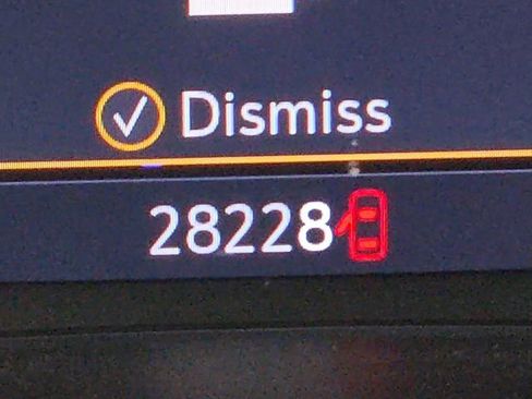 Used 2023 Chevrolet Blazer LT image 15