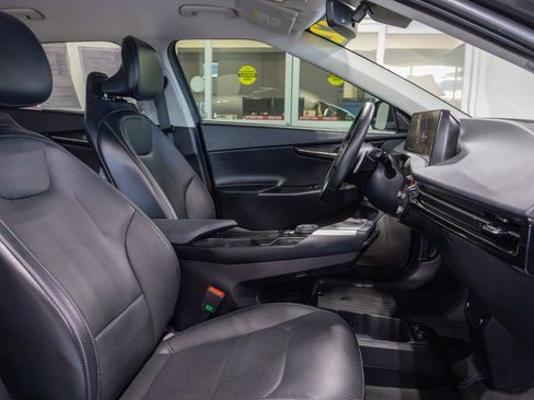 Used 2022 Kia EV6 Wind w/ Wind Technology Package image 12