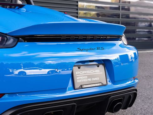 Certified 2025 Porsche 718 Boxster Spyder RS RWD image 13