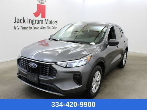 Used 2024 Ford Escape Active AWD/4WD image 1