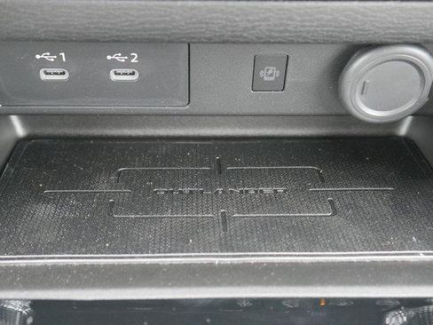 Used 2025 Mitsubishi Outlander AWD image 21