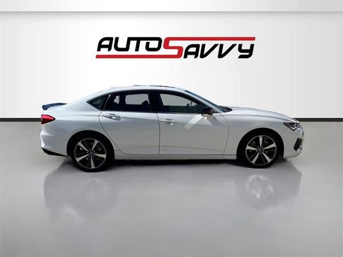 Used 2024 Acura TLX w/ Technology Package image 8