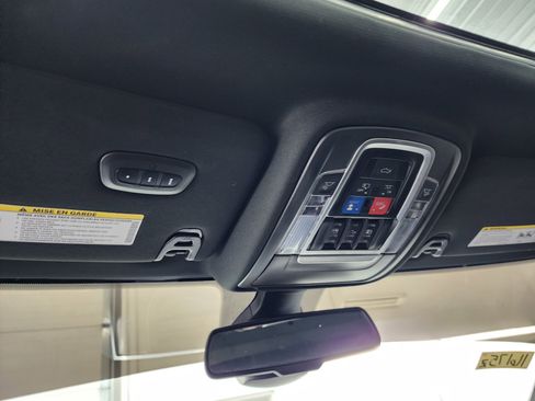 Used 2022 RAM 3500 Laramie image 12