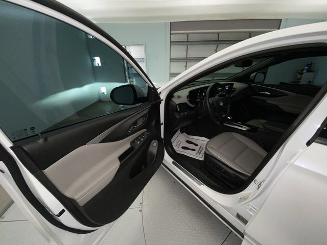 Used 2024 Buick Envista Avenir FWD image 11