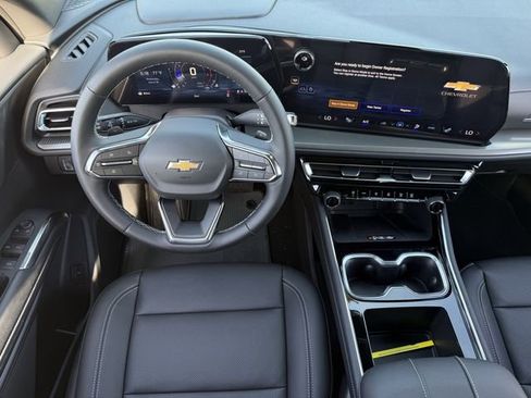 New 2026 Chevrolet Traverse LT image 11