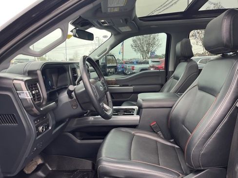 Used 2024 Ford F350 Lariat w/ Lariat Ultimate Package image 8