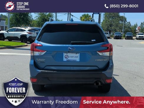 Used 2022 Subaru Forester Premium w/ Popular Package #2 AWD/4WD image 6