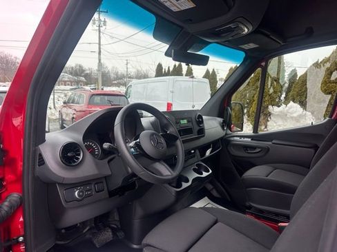 Used 2026 Mercedes-Benz Sprinter 2500 image 15