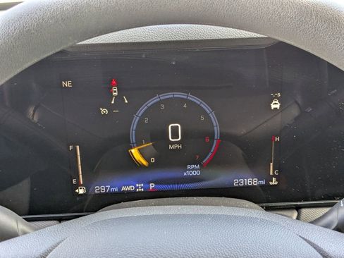 Used 2025 Chevrolet TrailBlazer LT image 19