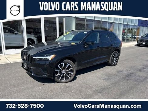 Certified 2025 Volvo XC60 B5 Plus image 1