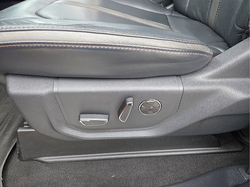 Used 2022 Ford F350 Platinum w/ Tremor Off-Road Package image 14