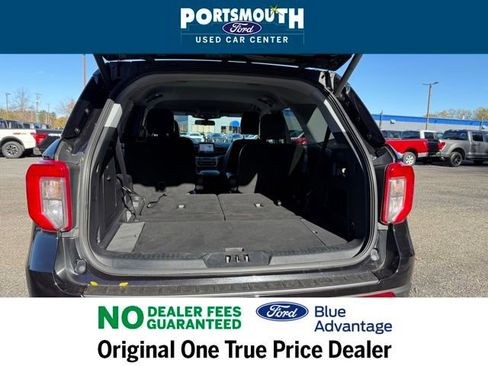 Certified 2022 Ford Explorer XLT w/ Equipment Group 202A image 12
